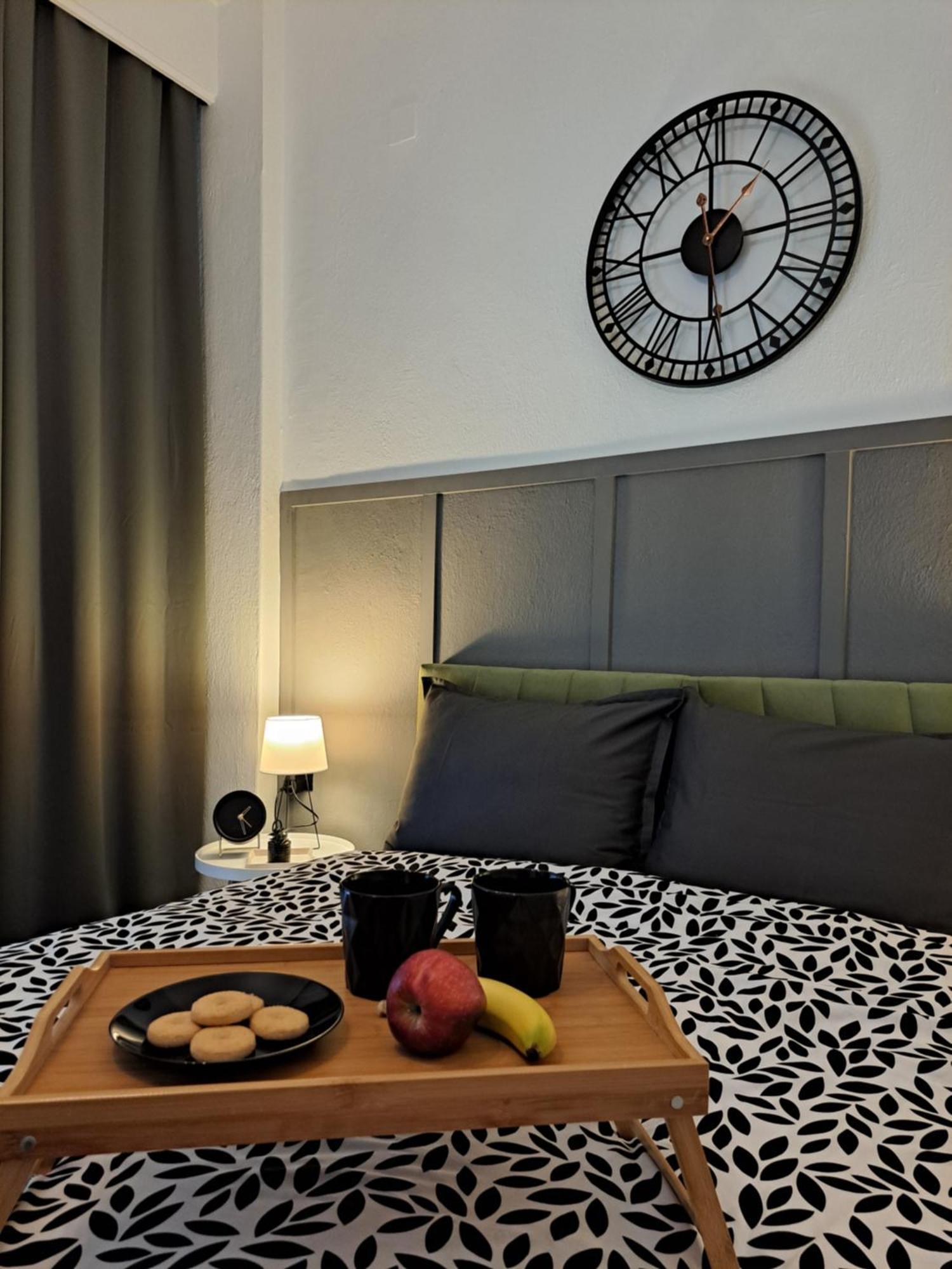 Stylish City Center Apartment Sérres Eksteriør bilde