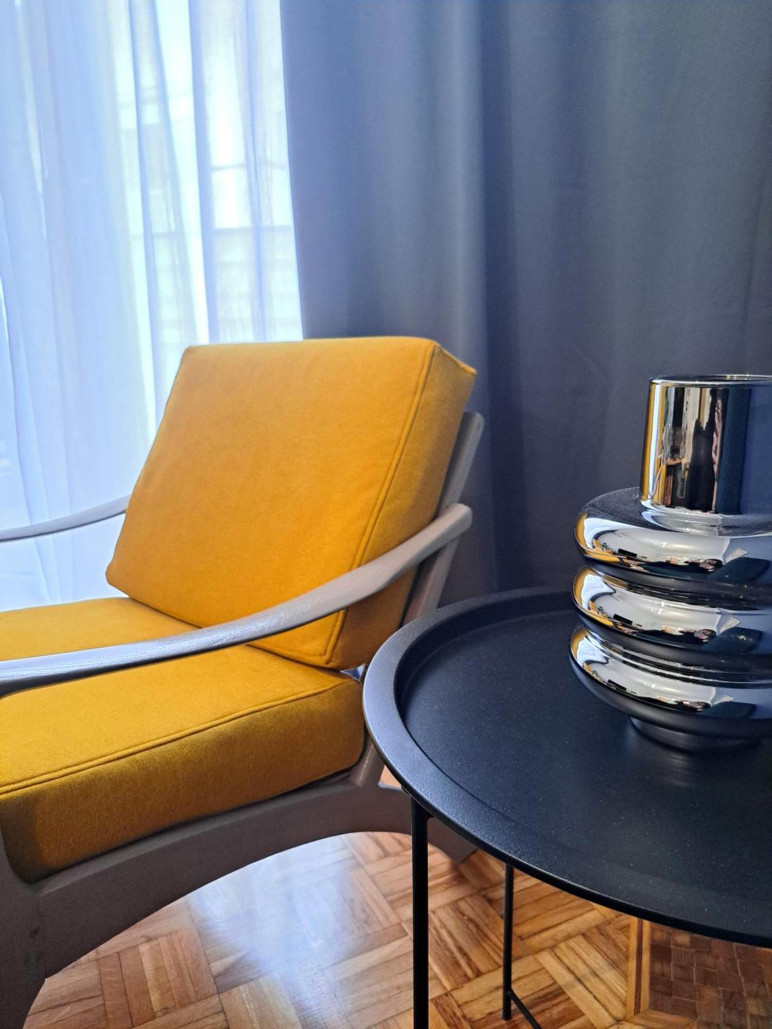 Stylish City Center Apartment Sérres Eksteriør bilde